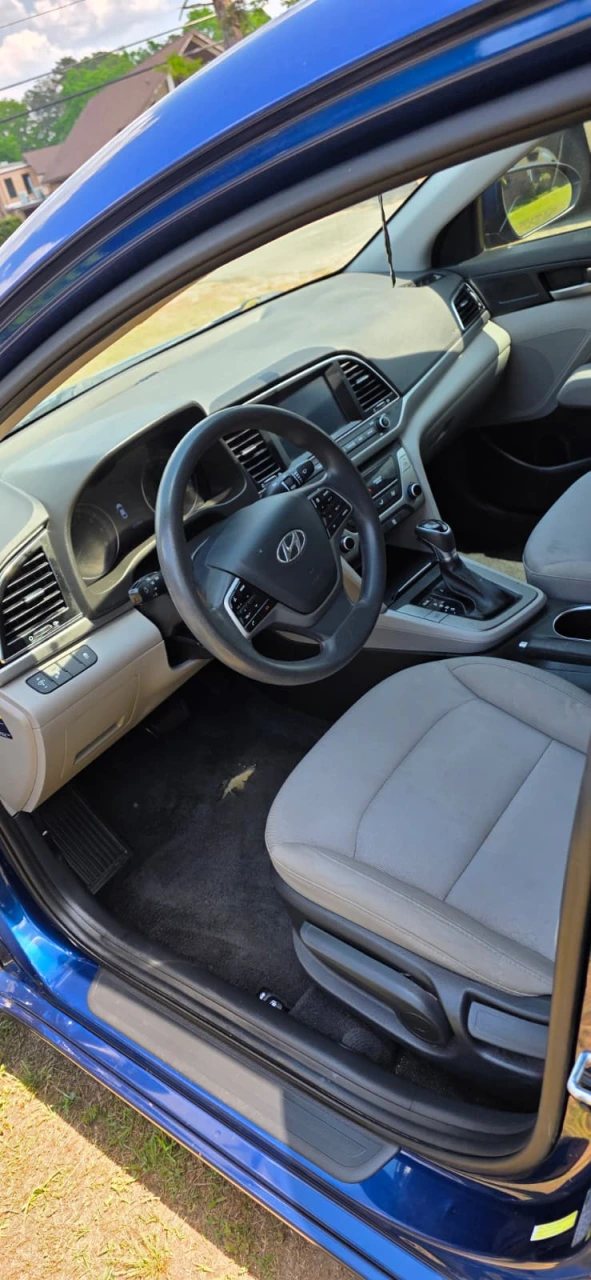 Hyundai Elantra 2015