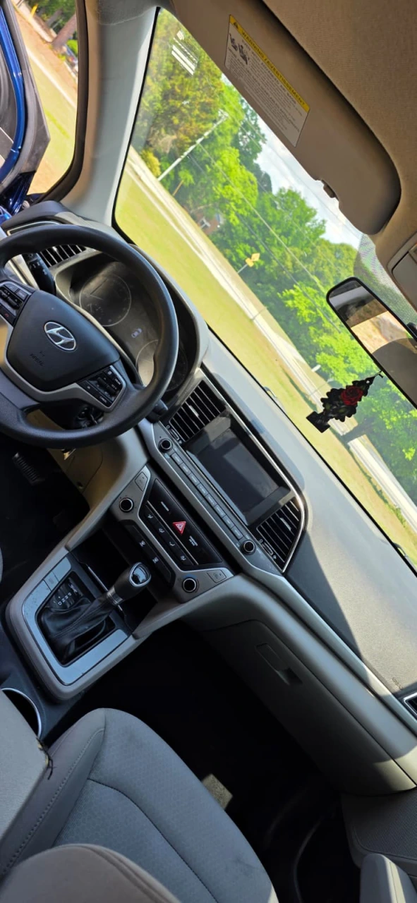 Hyundai Elantra 2015
